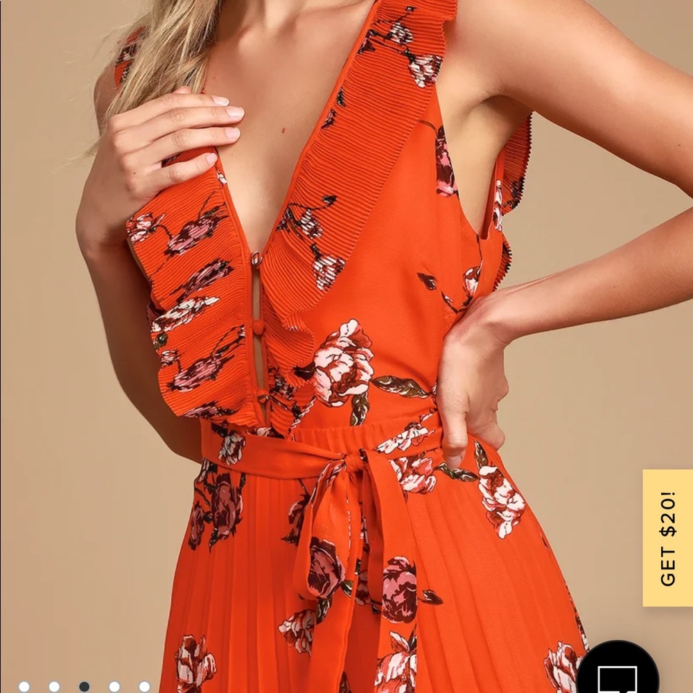 Loved by you Dress by lulu **size medium currently sold out on lulu’s website!!*